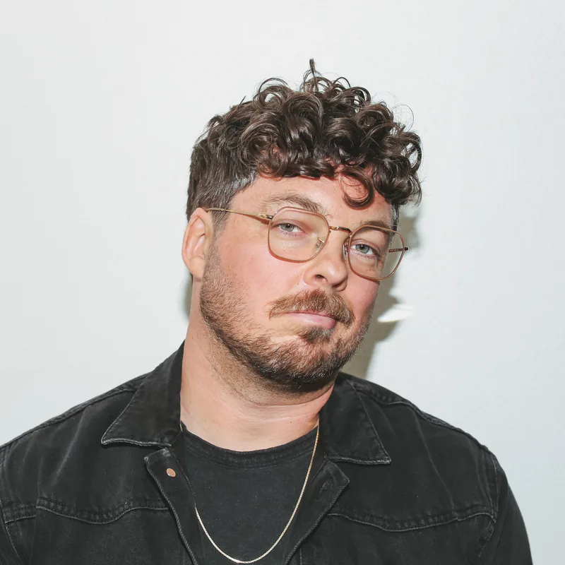 Portrait of John C Frost, male voiceover artist